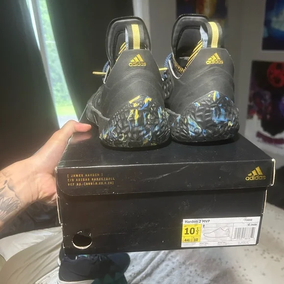 Adidas Black and Gold Harden Vol. 2 Shoes - Picture 4 of 10